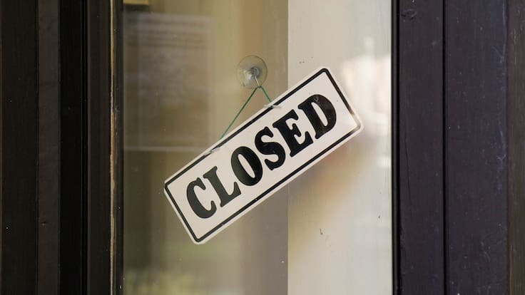 Al Oído: “Potencia mundial del turismo” y 1.600 restaurantes apagaron sus fogones