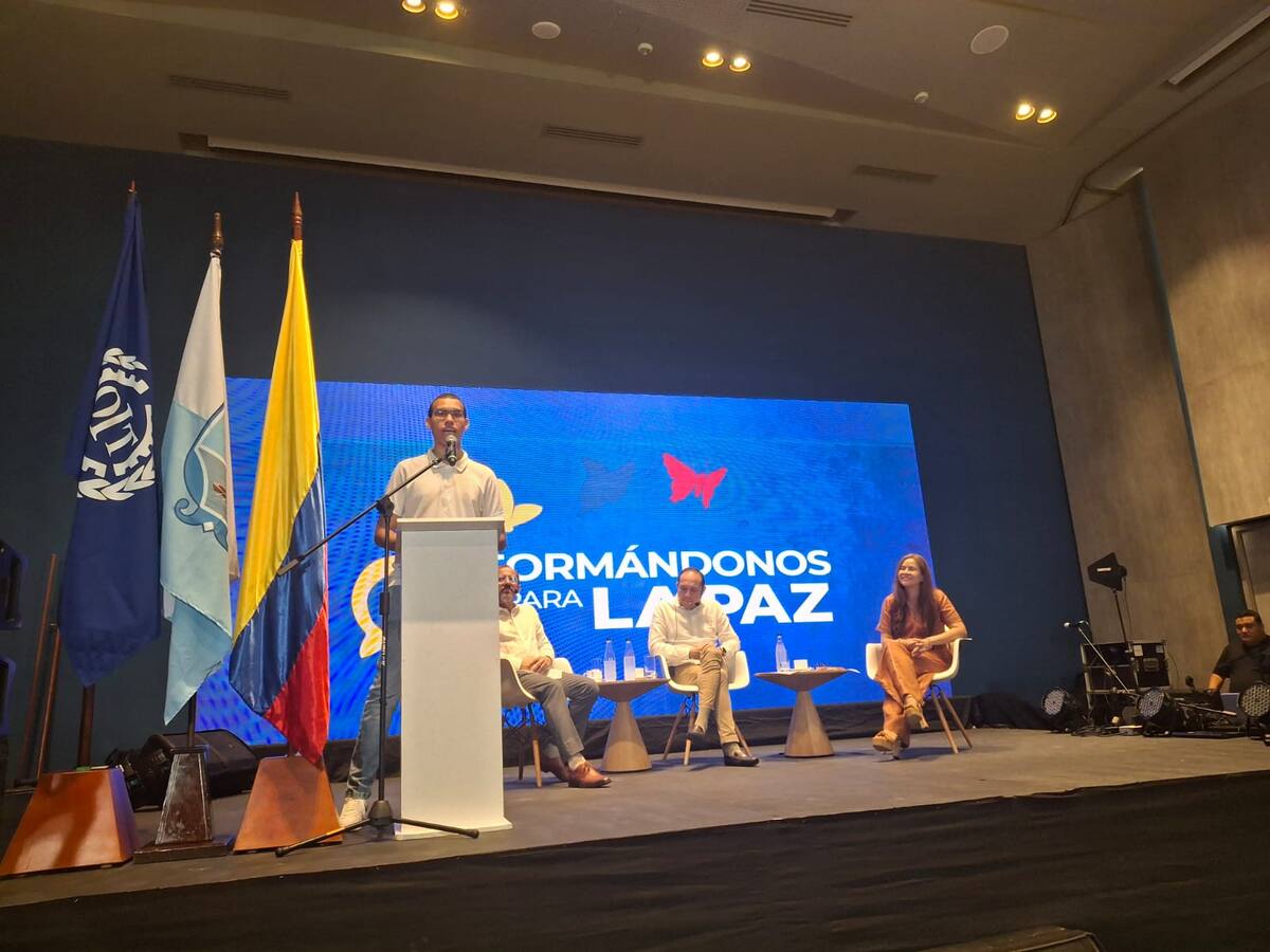 Mintrabajo y la OIT presentaron en Santa Marta el programa “Formándonos para la Paz”