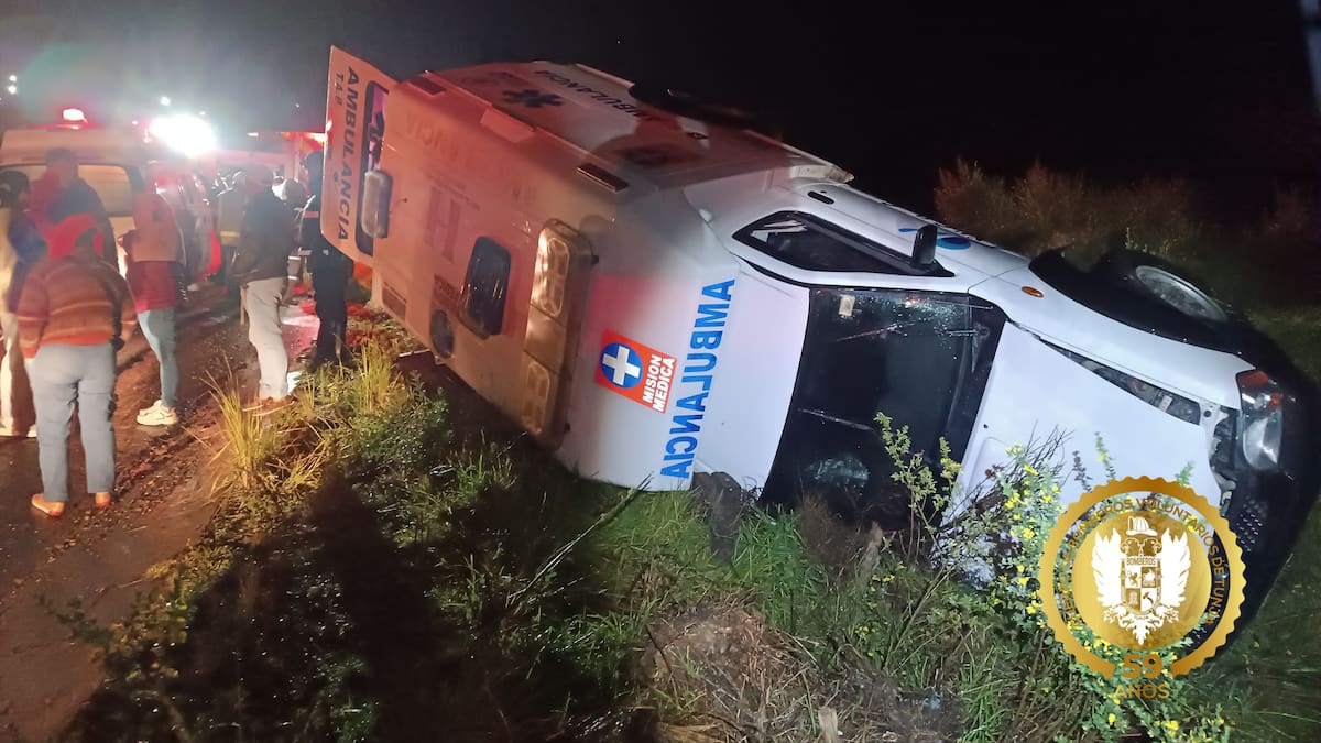 Accidente de una ambulancia en Boyacá dejó una mujer muerta y cuatro heridos