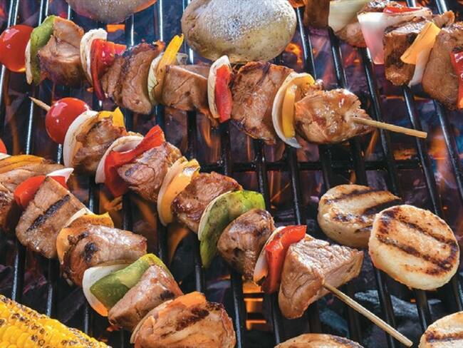 Receta fácil del día: Brochetas de solomito a las finas hierbas