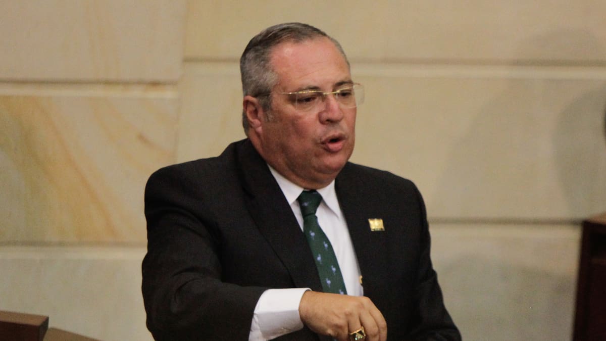 Iván Name pide reforzar seguridad de senadores que votarán reforma a la salud