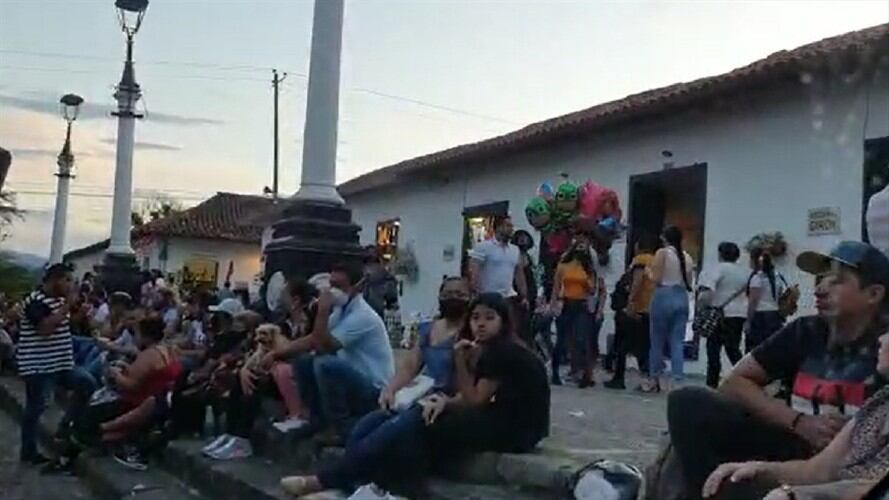 Aglomeración Girón. Foto: Jorge Mendoza.