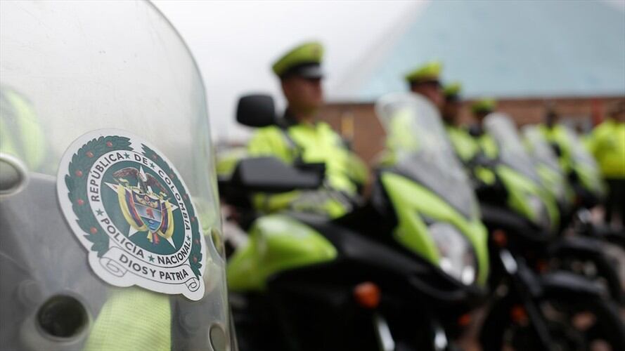 En medio del Paro Nacional, la Policía se alista para contratar $11.000 millones. Comprarán municiones, drones y hasta biblias.. Foto: Colprensa - Juan Páez