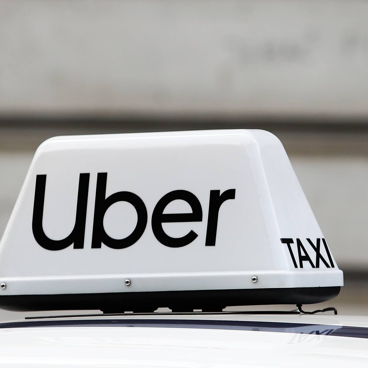 Cuando Uber desembarcó, lo hizo sin permiso y sin mirar leyes: periodista de El País