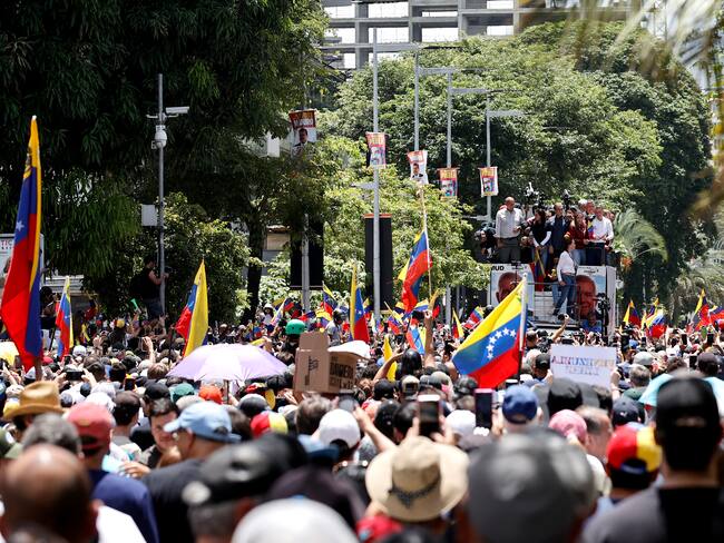 La líder opositora de Venezuela María Corina Machado habla durante una protesta en rechazo a los resultados oficiales de las elecciones presidenciales. EFE/ Henry Chirinos