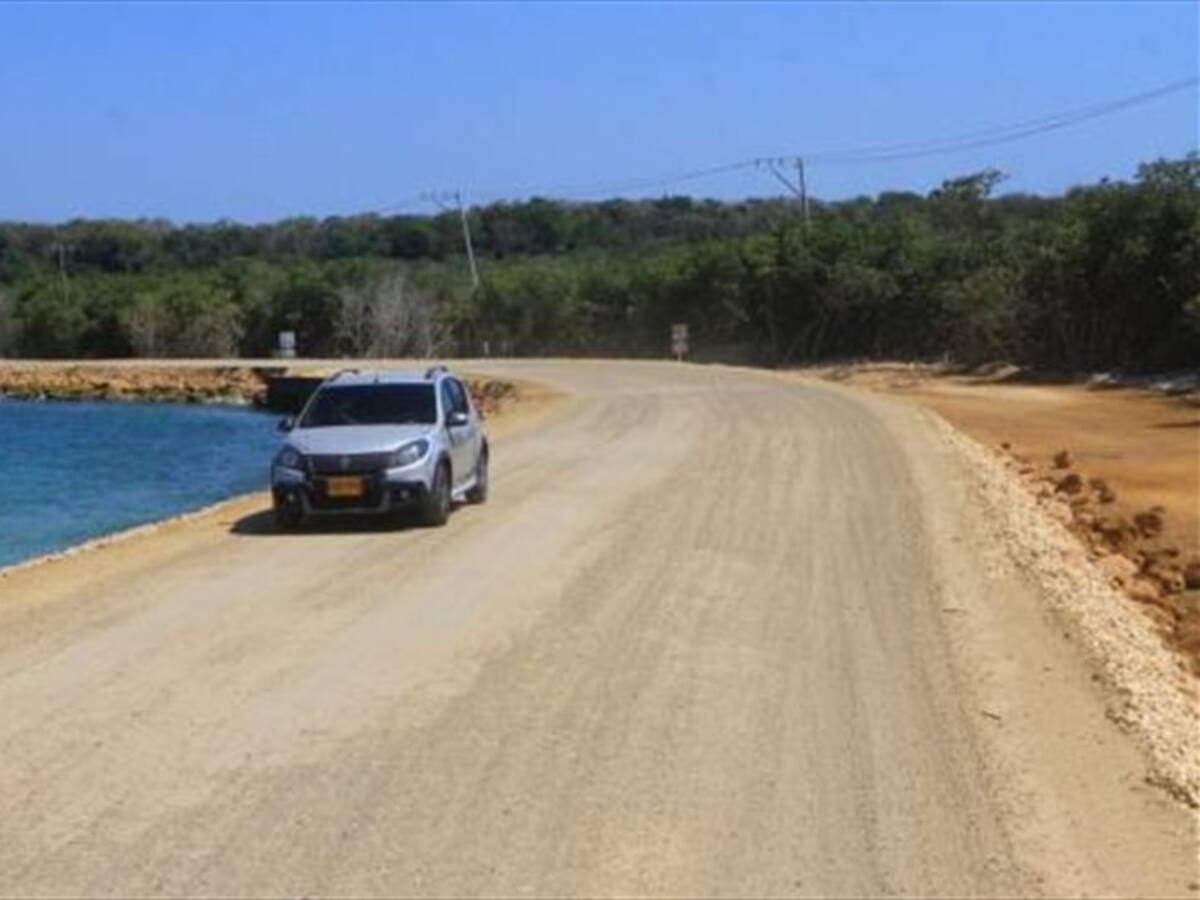 Pedrito Pereira y Efraín Amín debaten sobre licitación de obra en Playetas
