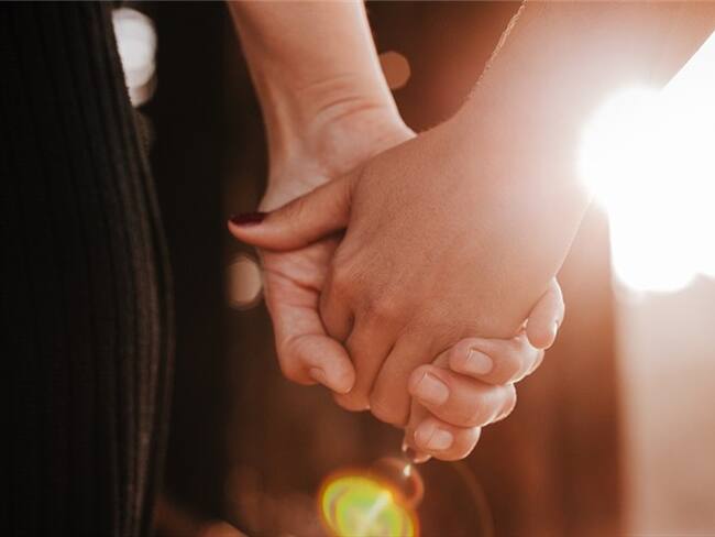 Directora de cine para adultos cuenta cómo hacen los actores para no enamorarse