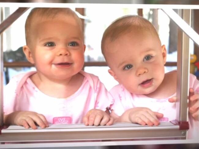 Estos padres inventaron una medicina para salvar la vida de sus hijas. Foto: