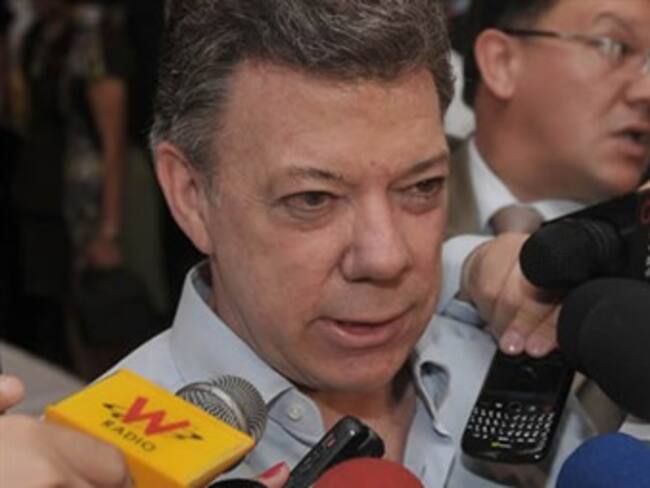 Presidente Santos exige liberación del periodista francés Roméo Langlois