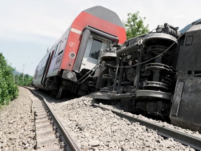 Al menos tres muertos y varios heridos por accidente de tren en Alemania