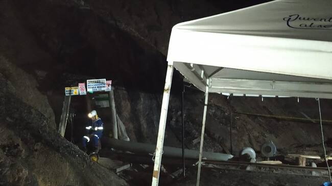 El derrumbe permanente en la zona ha dificultado las labores de rescate. . Foto: Agencia Nacional de Minería
