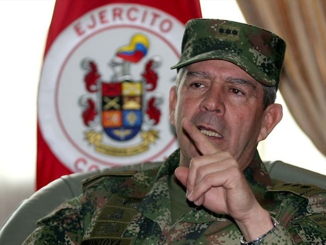 La Fiscalía imputa cargos contra Mario Montoya Uribe, general retirado del Ejército Nacional. Foto: Colprensa / ARCHIVO