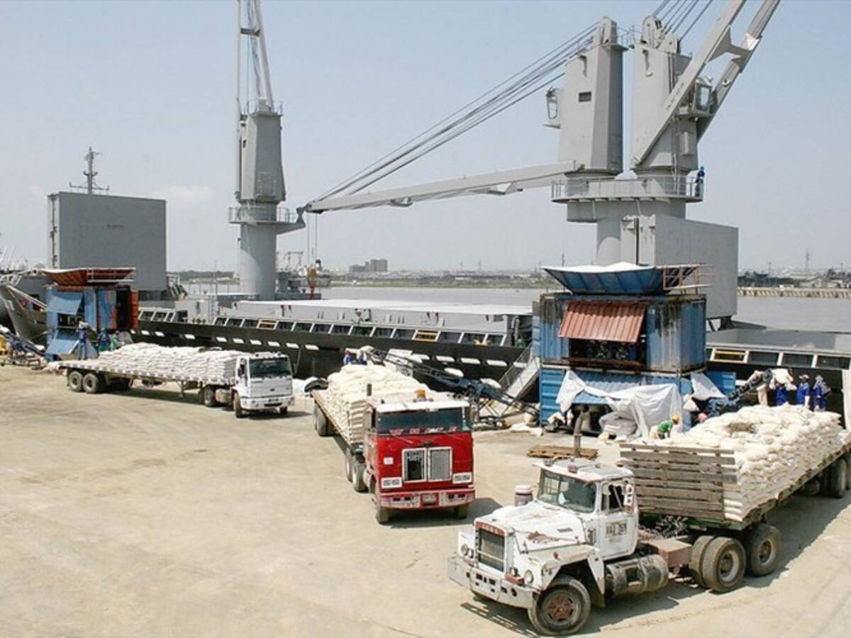 Puerto de Barranquilla considera necesario mantener una draga permanente