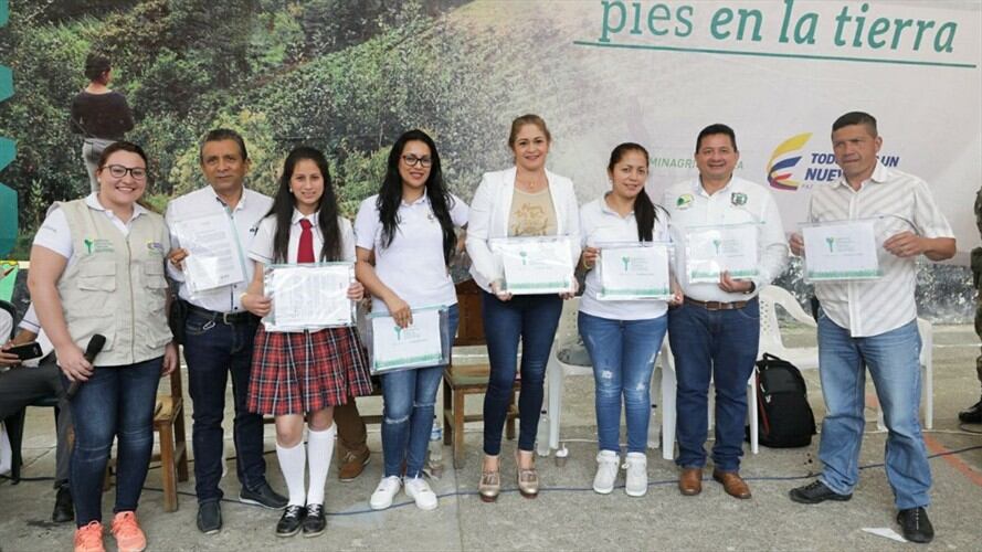 Gaitania, Tolima (@AgenciaTierras). Lo que más le molesta a Johan Arlén Barco es que se siga diciendo que toda la gente de Gaitania es guerrillera.