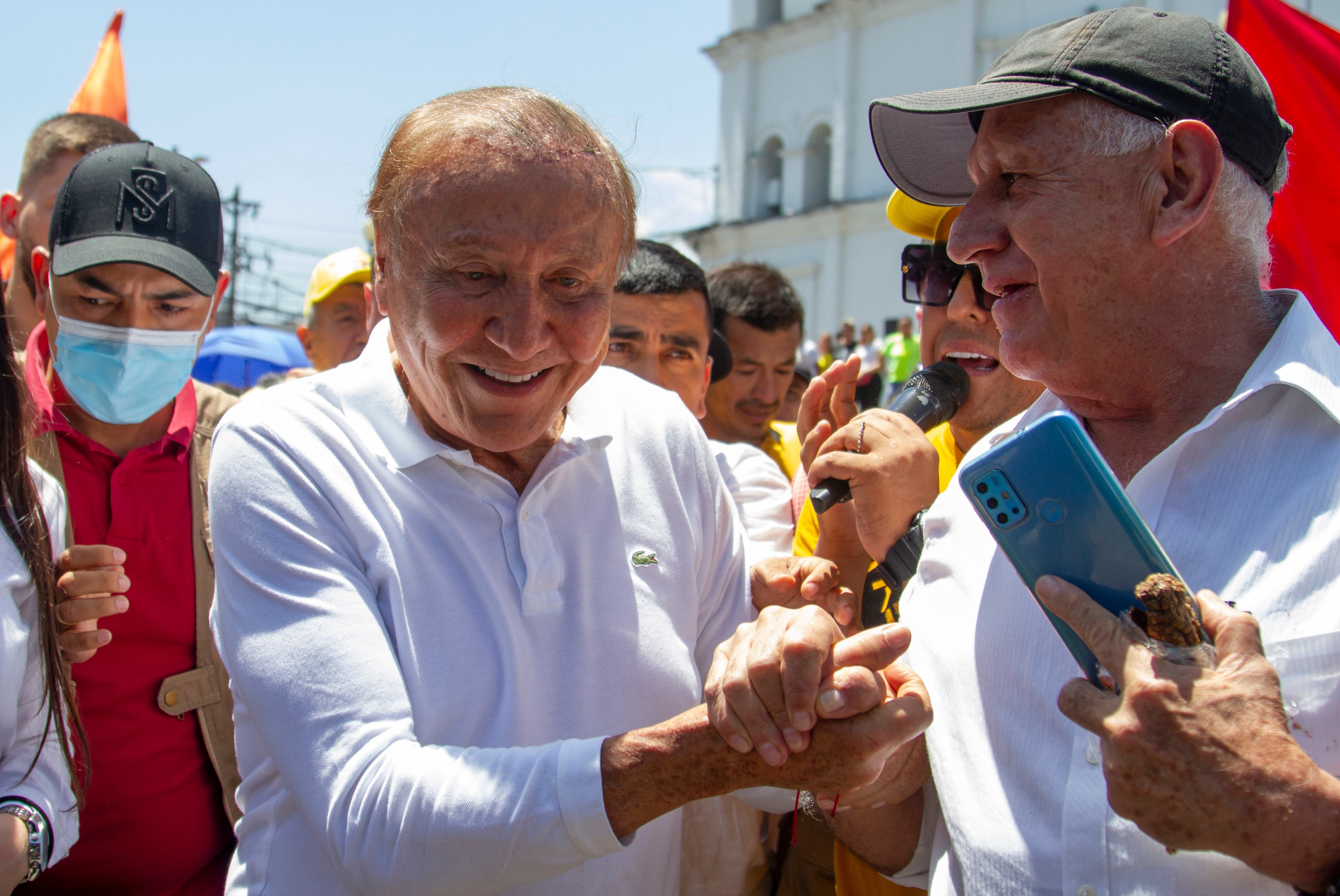 Candidato presidencial Rodolfo Hernández cerró su campaña en Santander. Foto: EFE