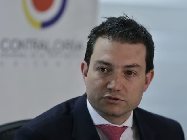 Felipe Córdoba obtuvo su título de abogado: ¿allana el camino para ser fiscal general?