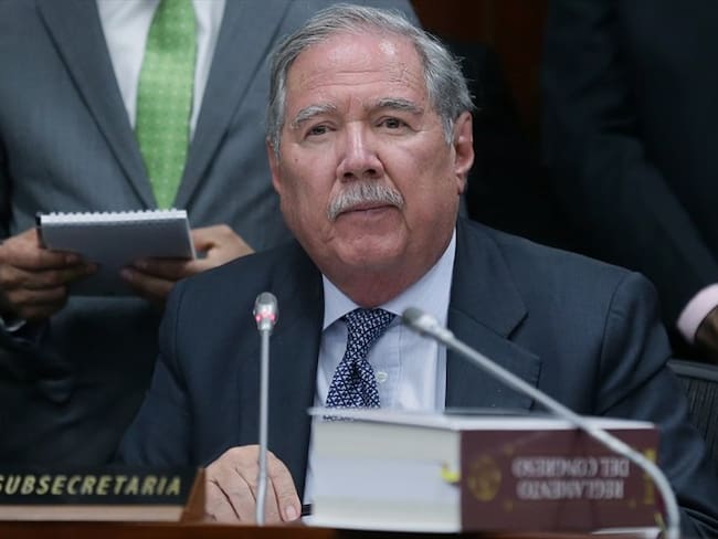 No le hemos perdido la pista a "Iván Márquez" y a "El Paisa": Mindefensa