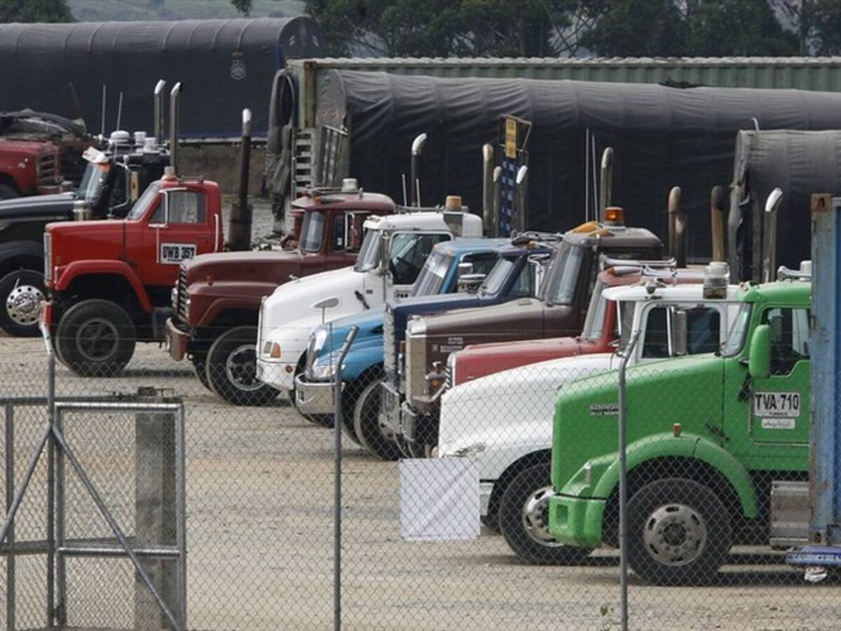 Consejo Gremial, incluido Colfecar, rechaza paro de transportadores