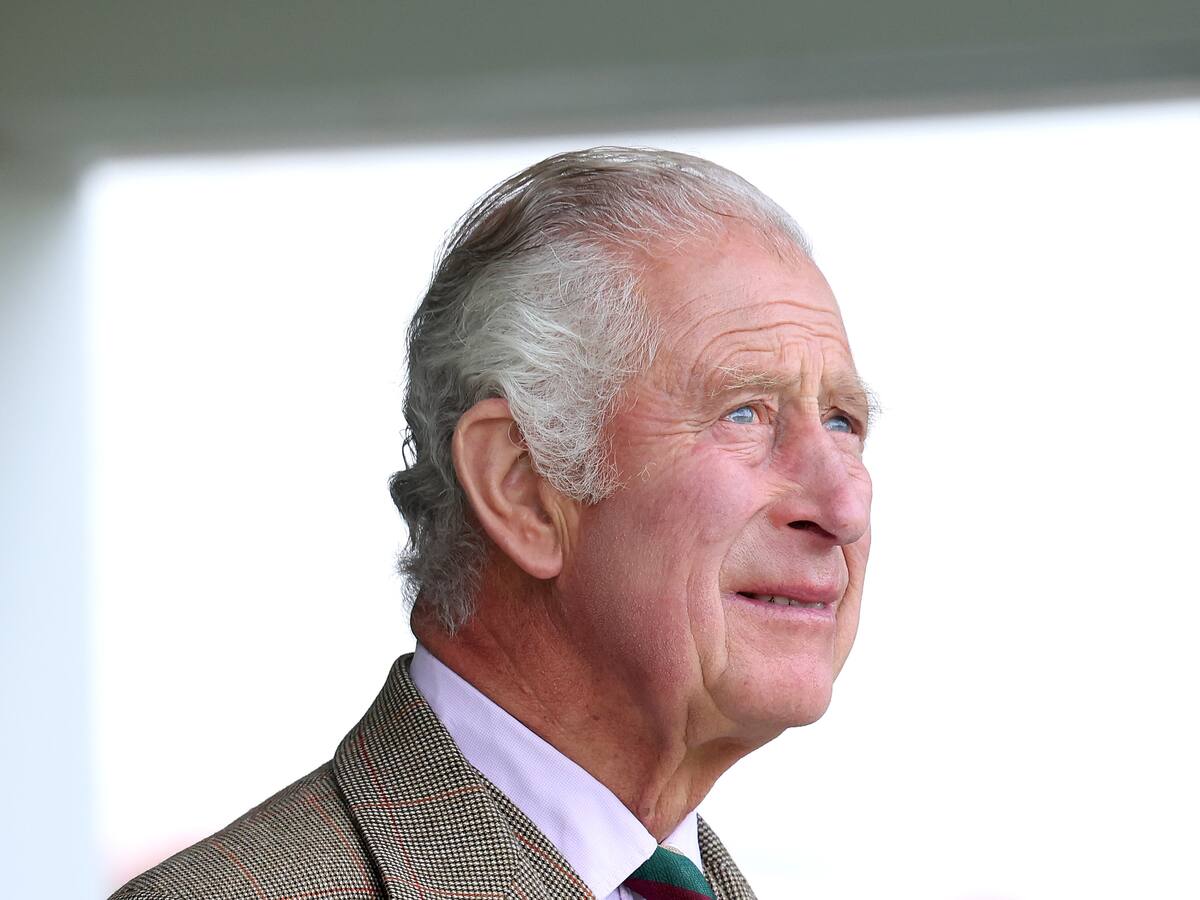 El rey Carlos III partió del castillo de Balmoral para dirigirse a Londres