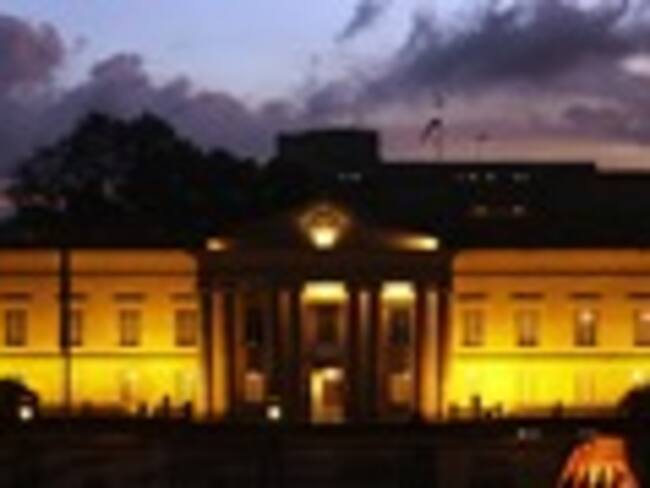 ¿Cree que es mejor hacer ya un racionamiento para evitar apagón?