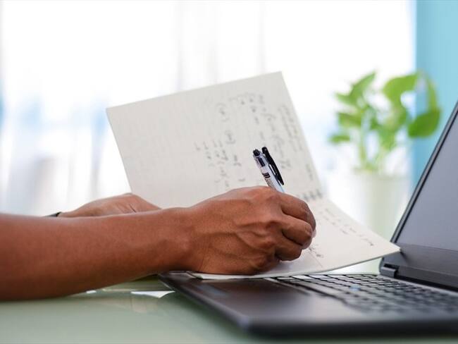 Padres de familia denunciaron que el comportamiento indebido del profesor no se ha presentado únicamente en esta ocasión. Foto: