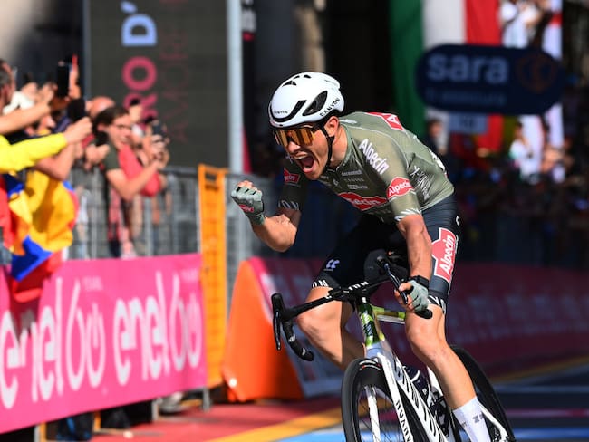 El italiano Stefano Oldani ganador de la etapa 12 del Giro de Italia 2022. (Photo by Tim de Waele/Getty Images)