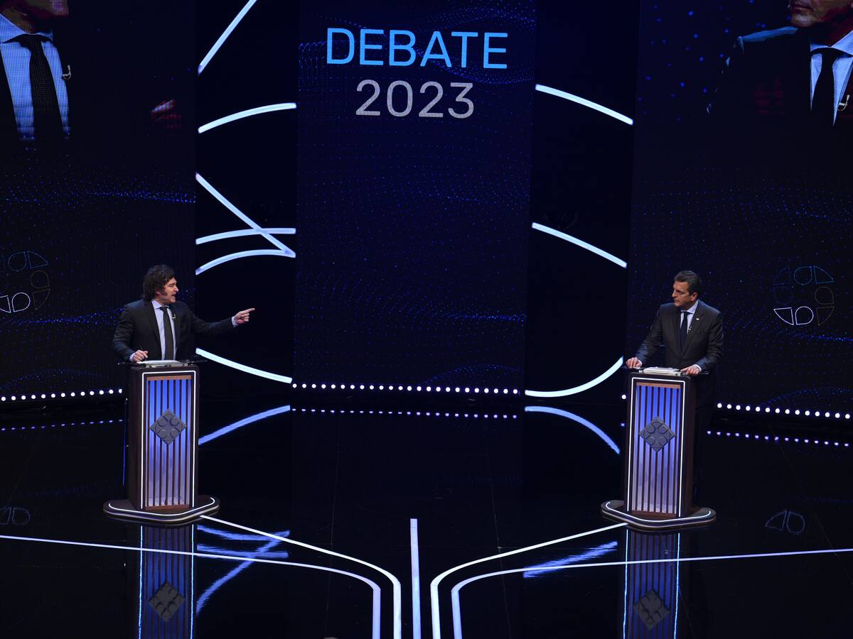 Argentina va a una reñida segunda vuelta entre Massa y Milei, con la economía en crisis