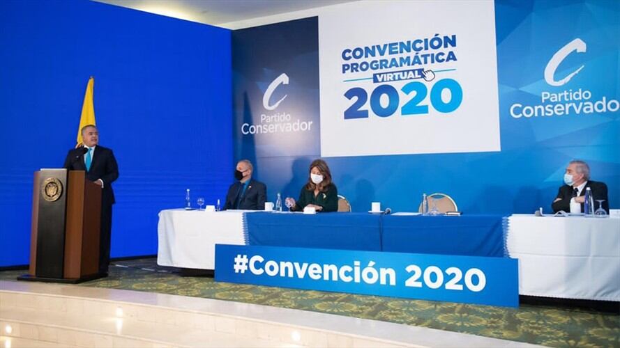 El mandatario hizo un balance de su gestión y destacó que, con el apoyo de la bancada conservadora, “han marcado hitos históricos” . Foto: presidencia