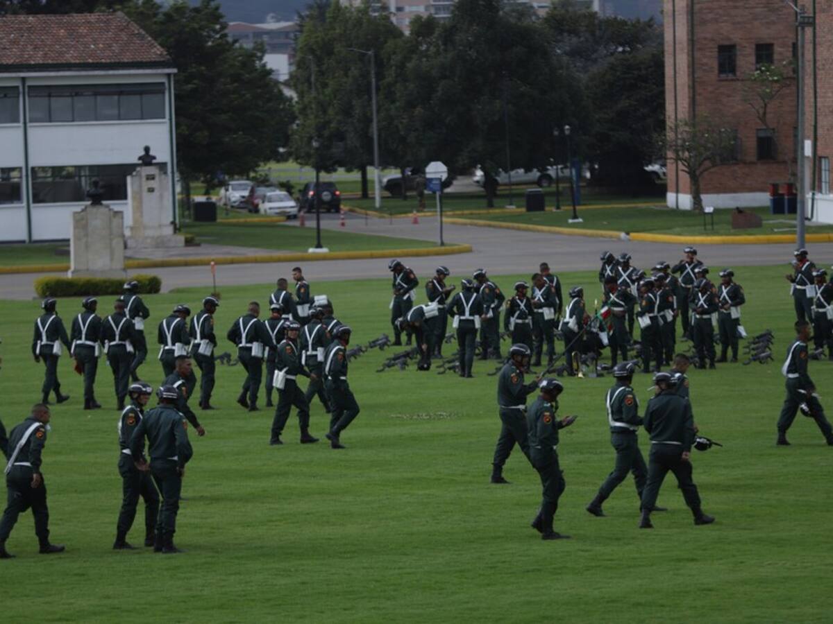 Brote de virus respiratorio deja un muerto en la Escuela Militar José María Córdova