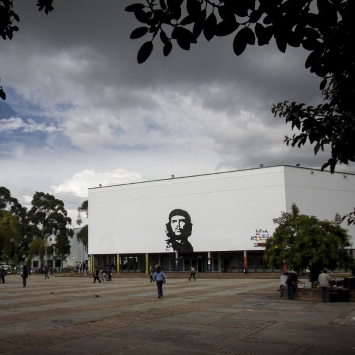 Contraloría pide información a la U. Nacional por millonario contrato de vigilancia