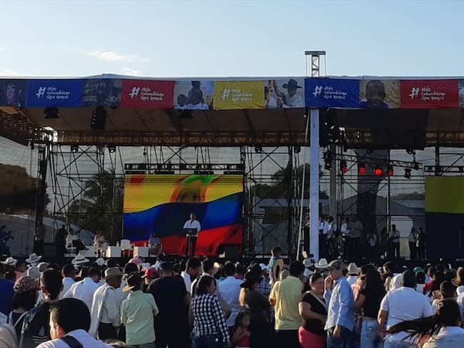 El desplante al gobernador del Casanare en el primer evento del Bicentenario. Foto: Oriana Garcés