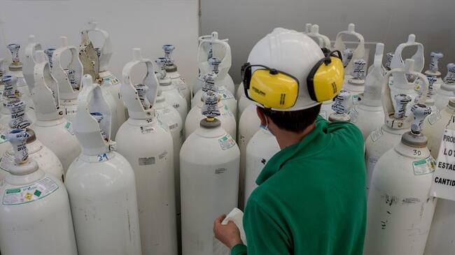En Sigue La W, varias voces explicaron lo que esta pasando con el oxígeno en Colombia. . Foto: Colprensa - Mariano Vimos