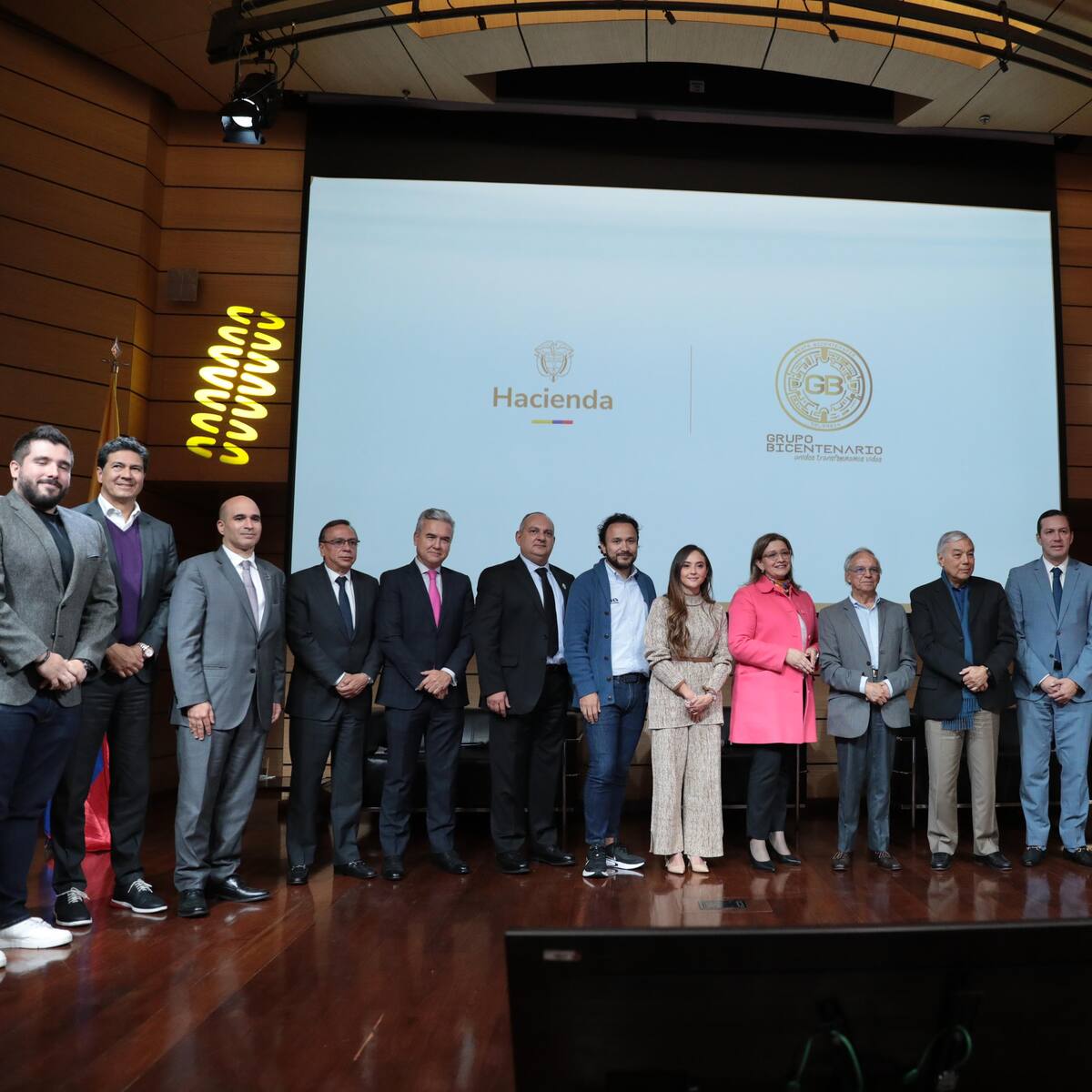 Grupo Bicentenario fue reconocido como el primer conglomerado financiero estatal