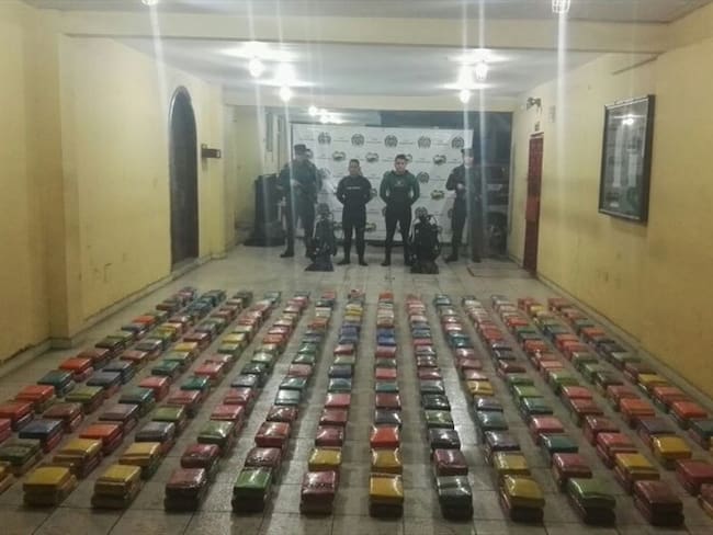 El Departamento de Policía de Valle del Cauca incautó en el puerto de Buenaventura 481 kilos de cocaína. Foto: Policía Valle del Cauca