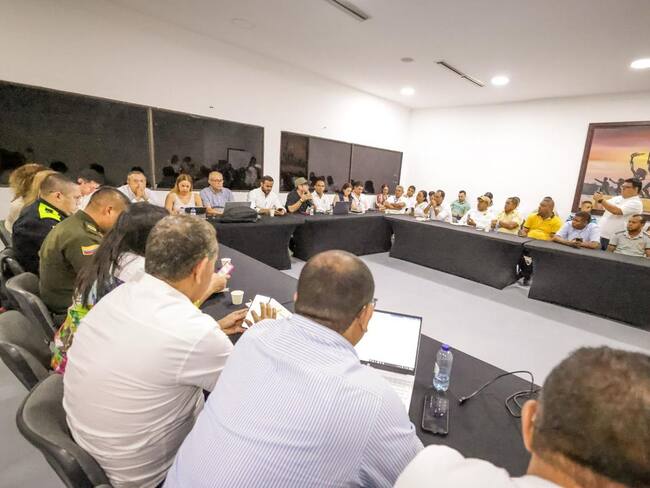 Reunión entre el Gobierno Nacional y transportadores. Foto: prensa Gobernación de Córdoba.