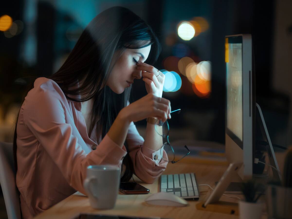 ¿Cómo saber si sufre fatiga crónica? Neurólogo explica cuándo el cansancio se vuelve peligroso