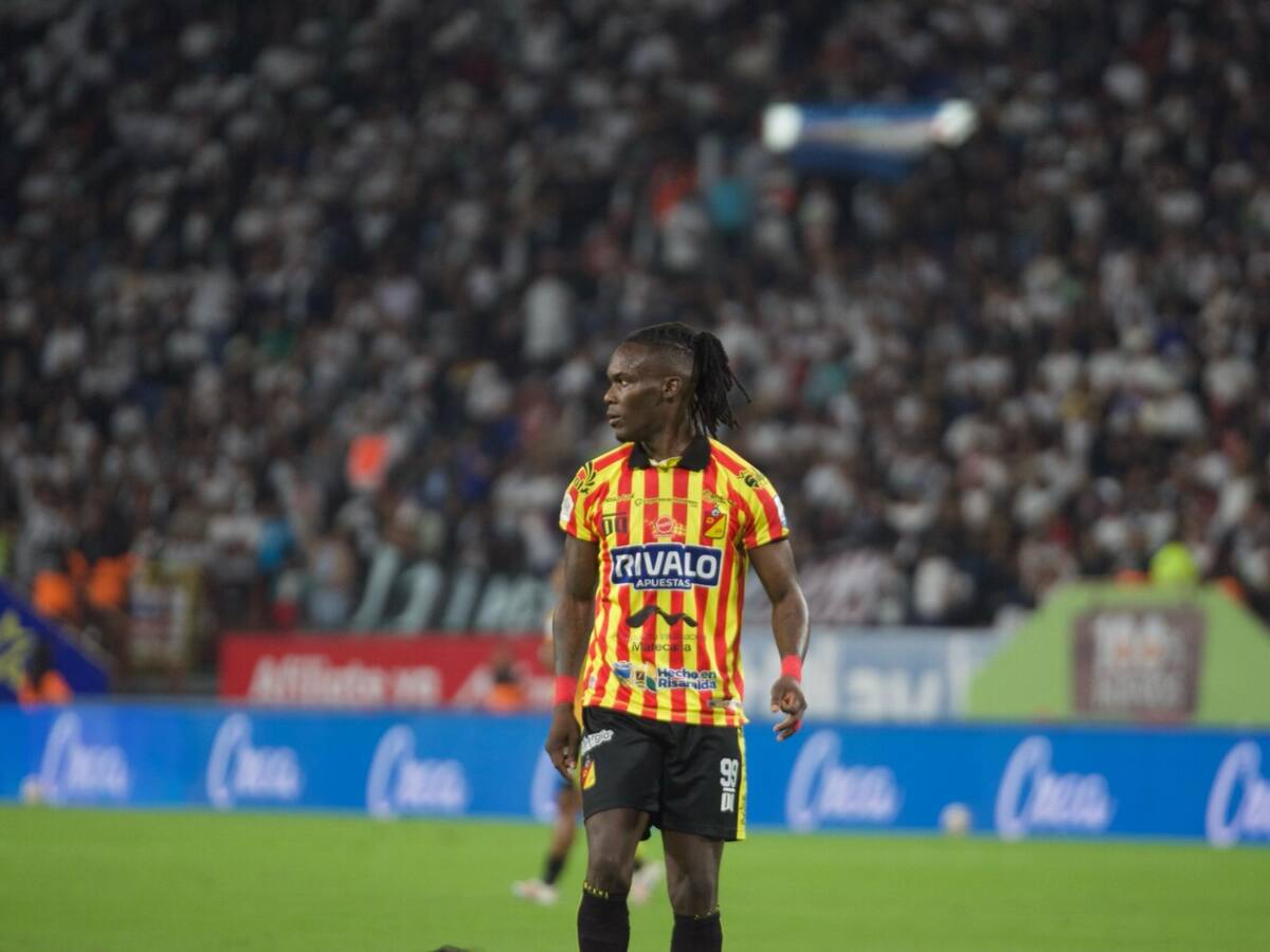 El presunto racismo contra Rubilio Castillo empañó el clásico entre Once Caldas y Deportivo Pereira