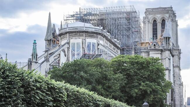Un reloj prácticamente idéntico al de la catedral de Notre Dame de París ha sido hallado en una iglesia cercana. Foto: Getty Images