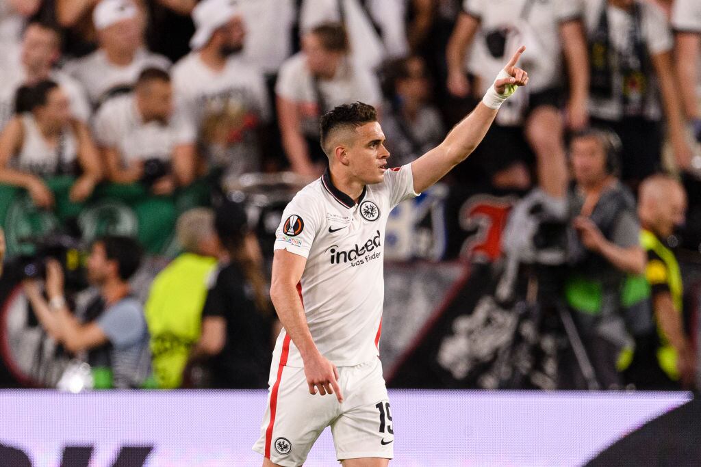 Rafael Santos Borré del Eintracht Frankfurt. (Photo by Marcio Machado/Eurasia Sport Images/Getty Images)