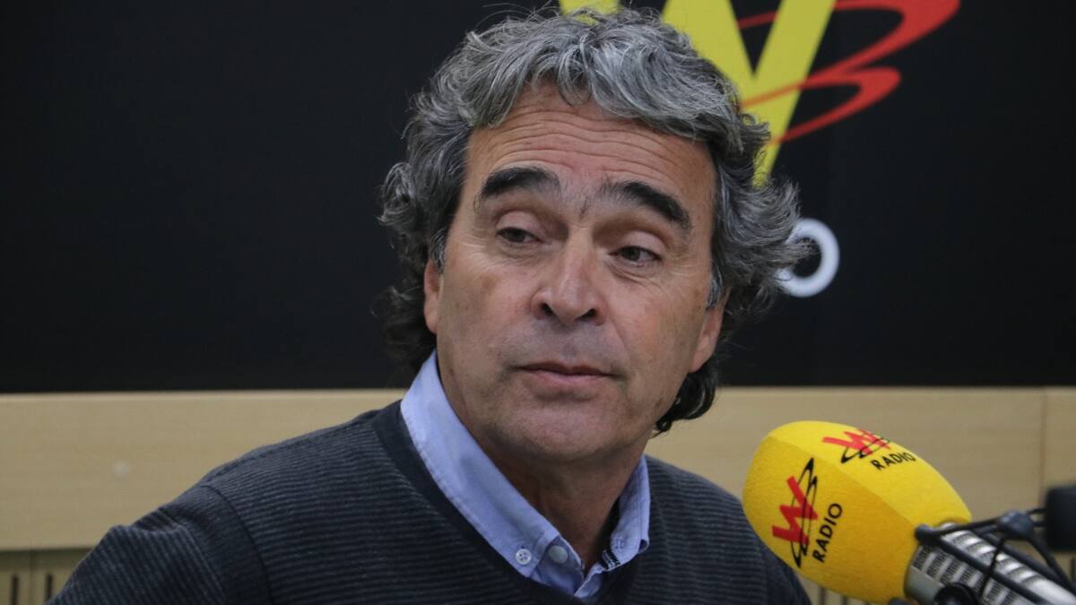 Yo no hubiera tenido al general Zapateiro como comandante del Ejército: Sergio Fajardo