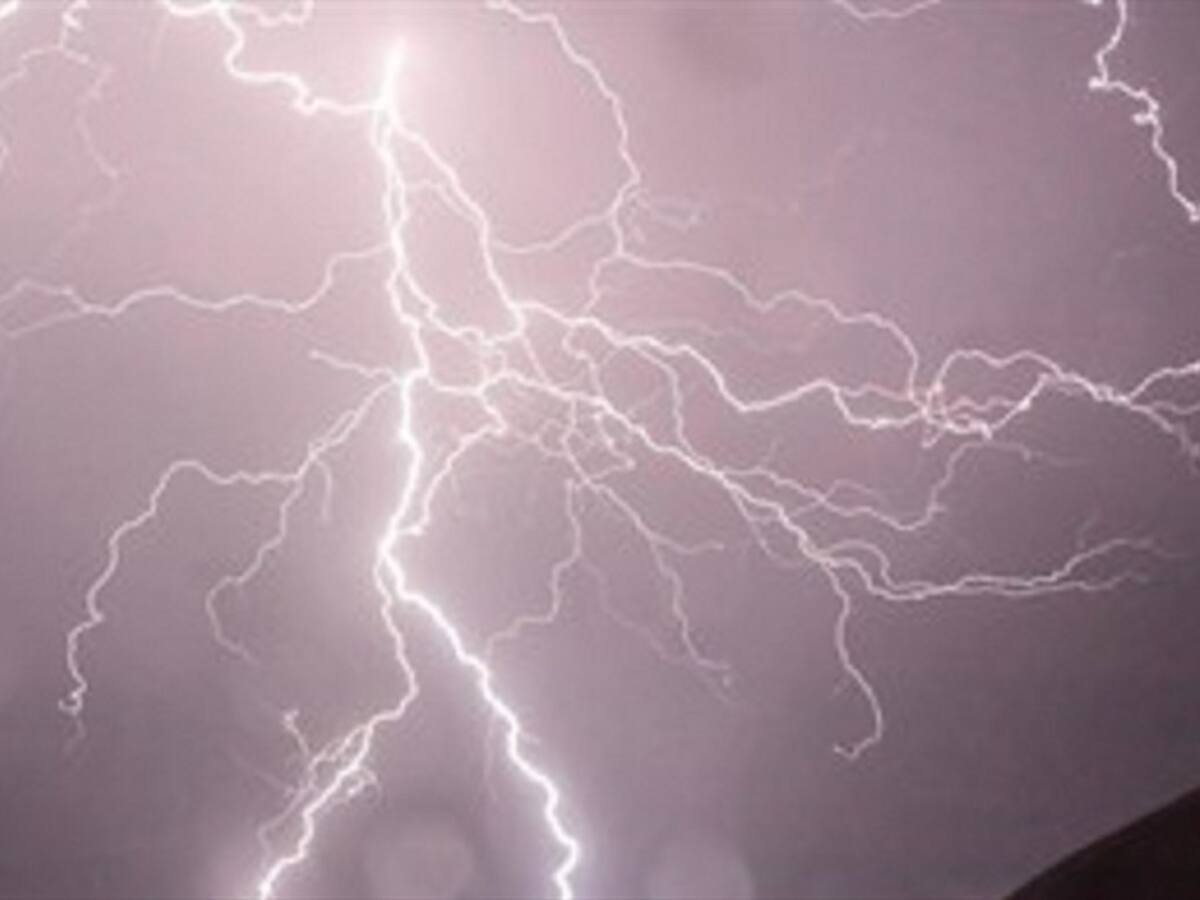 Rayo afectó varias personas y viviendas en Barrancabermeja