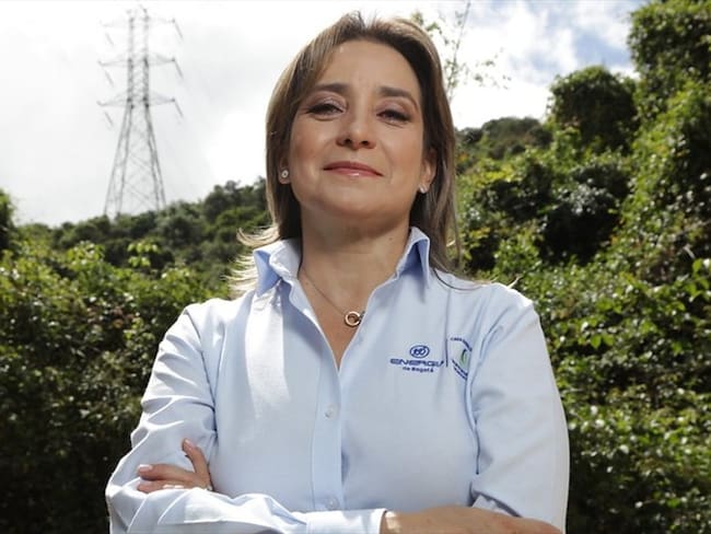 La presidenta del Grupo Energía Bogotá Astrid Álvarez, quien fue ratificada en el cargo por esa junta, firmó un aviso mediante el cual convoca a sus accionistas a esta reunión. Foto: Colprensa