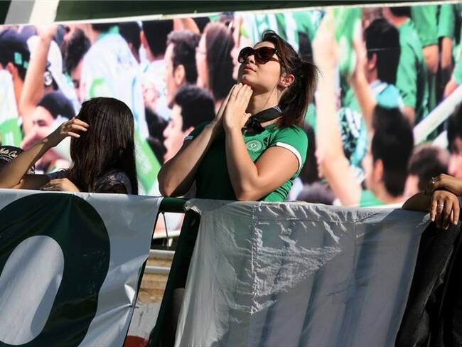 Homenaje al equipo Chapecoense. Foto: Agencia Reuters