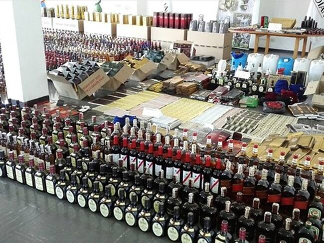 ‘Yo la rompo', así buscan autoridades combatir la venta de licor adulterado . Foto: Colprensa