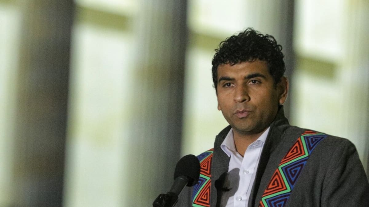 Racero pide “no dar tanta suspicacia” por su tío en reunión de reforma a la salud