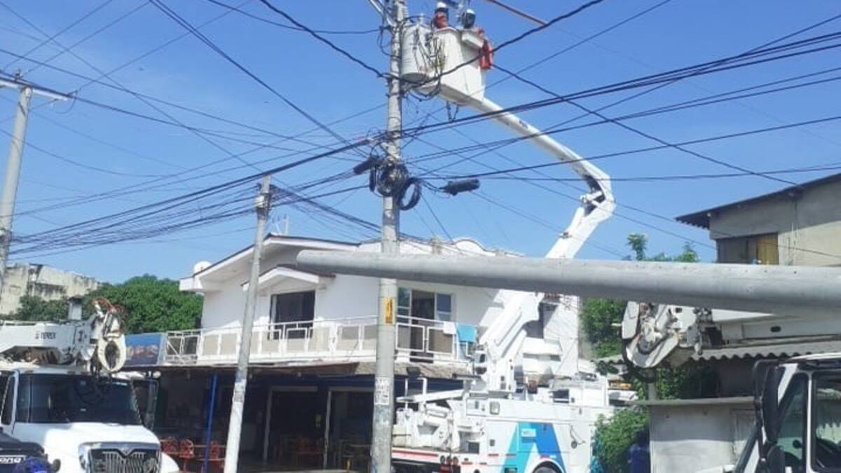 Comunidad en Barranquilla retuvo un vehículo de la empresa Air-e tras 4 días sin energía