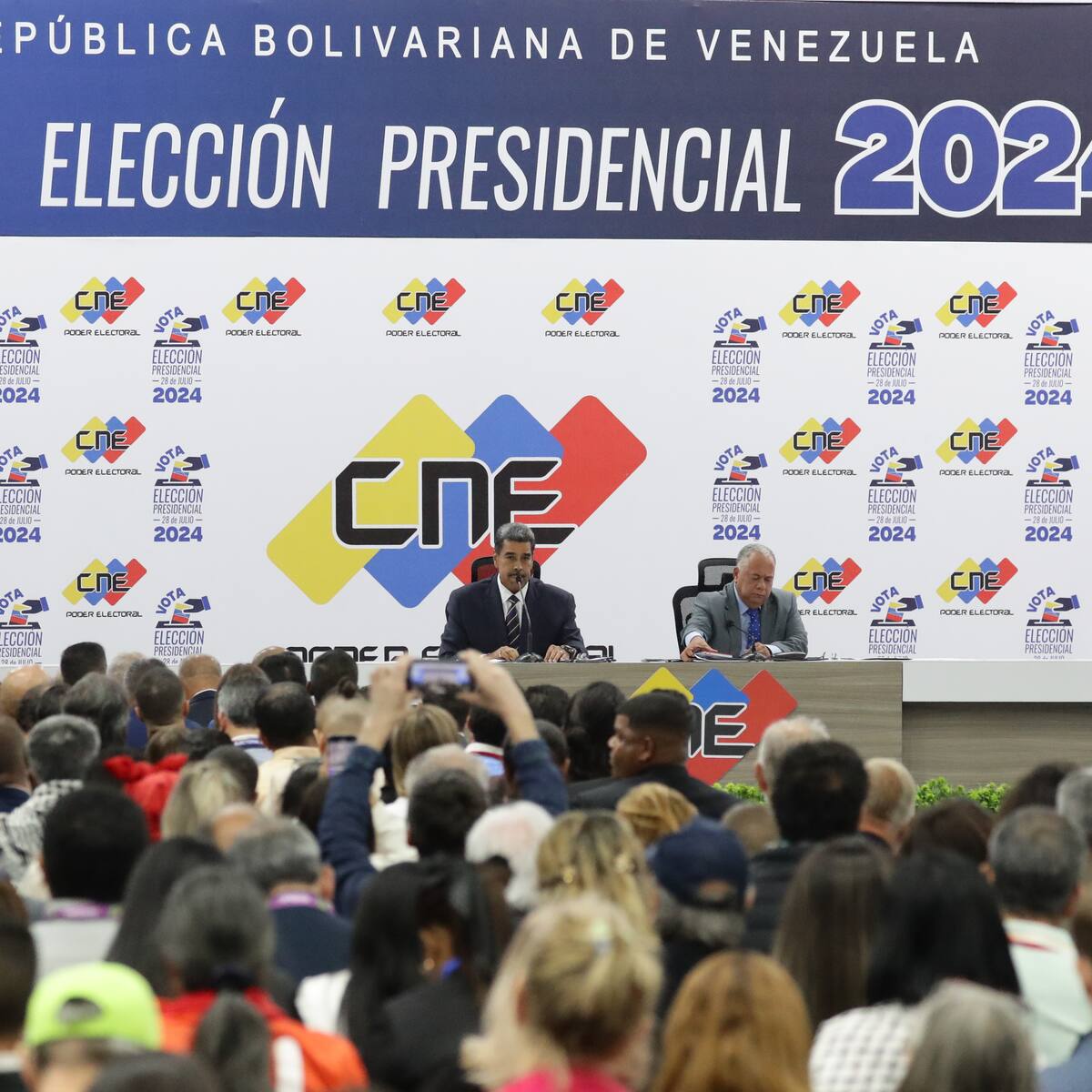 Países democráticos no deben reconocer a Gobierno de Maduro como ganador: Jennifer McCoy