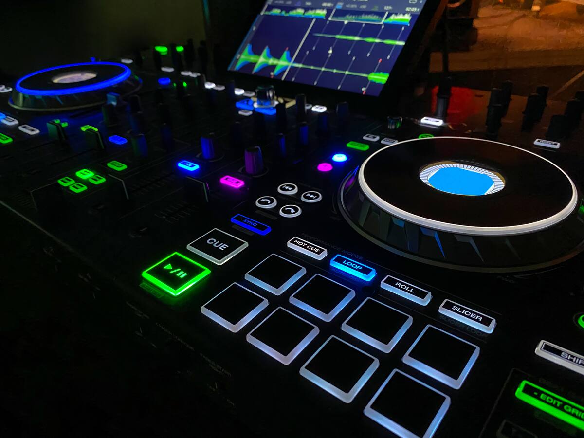 Se desarrolló por dos años: Julio Victoria, DJ sobre su nuevo sencillo ‘Memories Flowing’