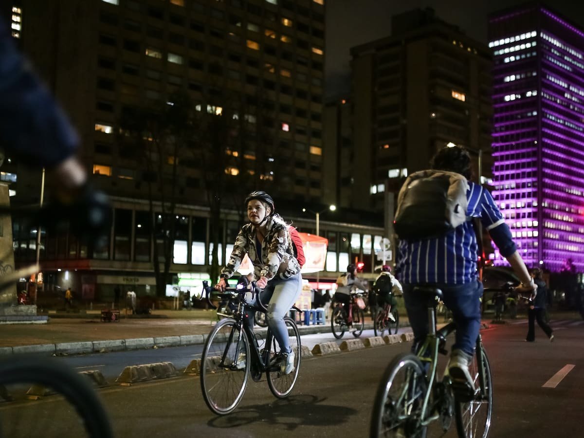 ¿Dónde hay ciclovía Nocturna en Bogotá? Horarios y cierres viales para este 8 de agosto