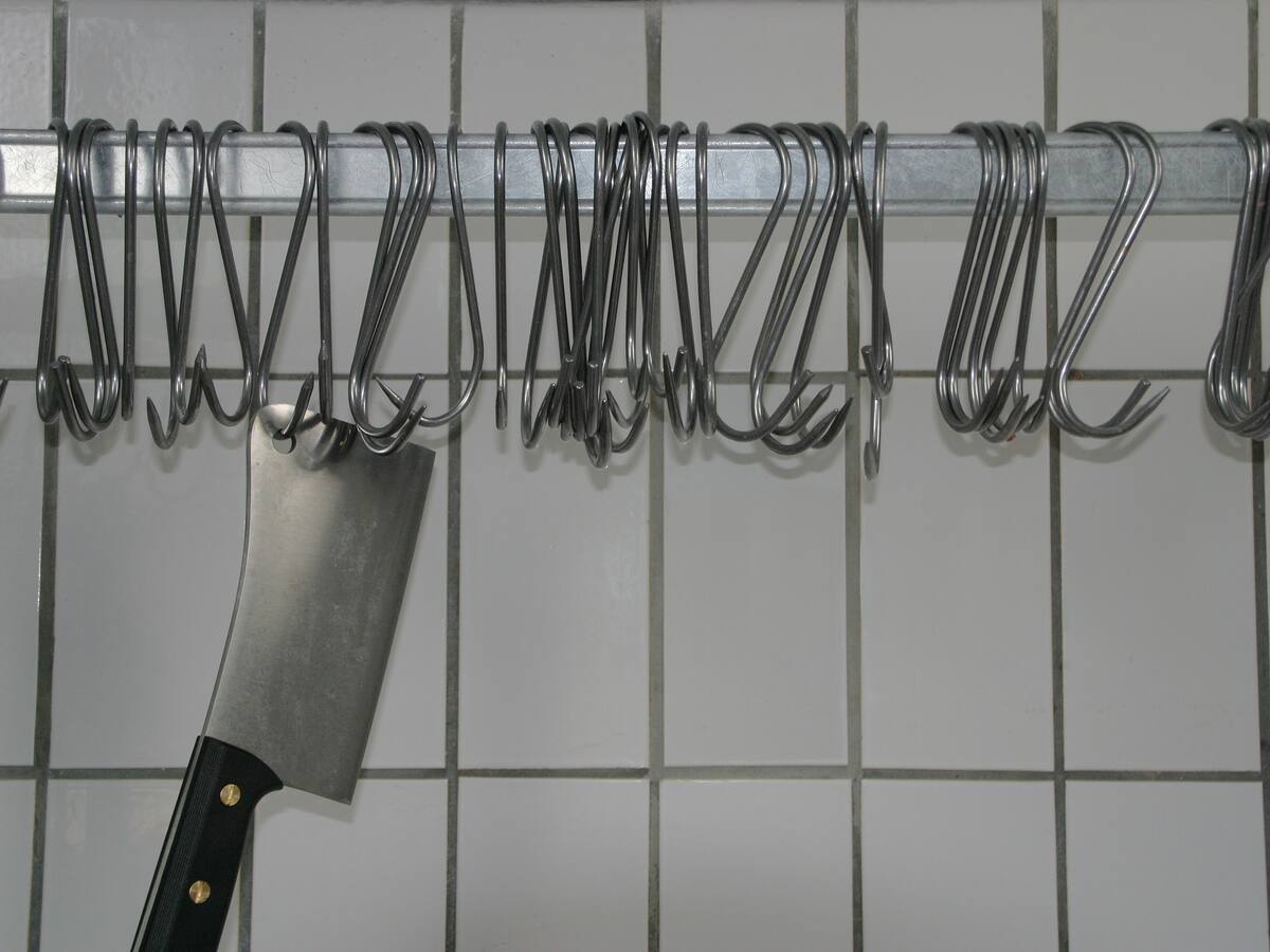 Dos centrales de sacrificio clandestinos son cerrados en Caldas, incautaron 200 kilos de carne